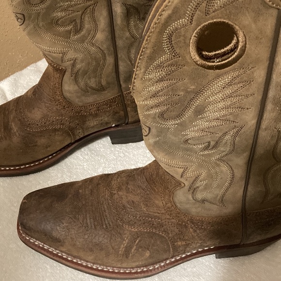 Mens Ariat Boots Sz10D(Fit like 11-11.5) - Picture 1 of 8